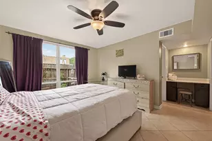 4649 Wild Indigo St, Houston, TX 77027 - Photo 24