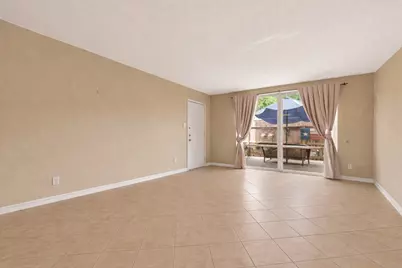 4649 Wild Indigo Street #336, Houston, TX 77027 - Photo 8