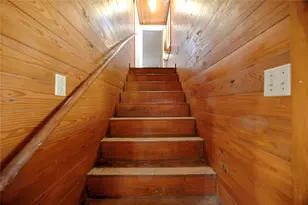 309 Anderson St, Schulenburg, TX 78956 - Photo 16