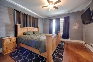 309 Anderson St, Schulenburg, TX 78956 - Photo 16