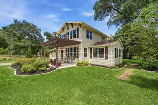 5313 Palm Dr, Dickinson, TX 77539 - Photo 2