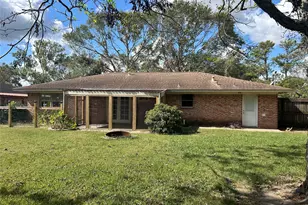 708 Western Ave, Angleton, TX 77515 - Photo 14