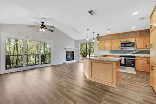 330 N Fairway Loop, Coldspring, TX 77331 - Photo 6