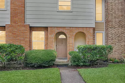 1528 Silverpines Road #528, Houston, TX 77062 - Photo 2