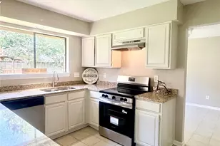 4802 Kleinmeadow Ct, Houston, TX 77066 - Photo 20