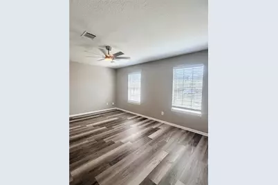 4802 Kleinmeadow Court, Houston, TX 77066 - Photo 24