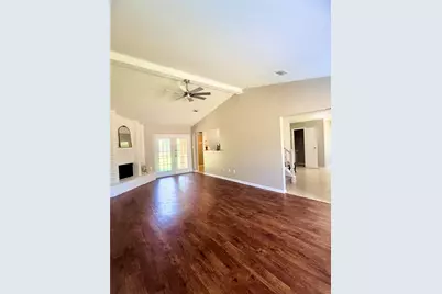 4802 Kleinmeadow Court, Houston, TX 77066 - Photo 10