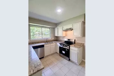 4802 Kleinmeadow Court, Houston, TX 77066 - Photo 18