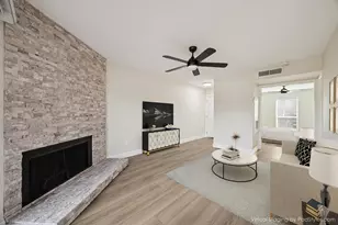 18800 Egret Bay Blvd, Houston, TX 77058 - Photo 16