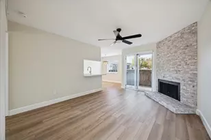 18800 Egret Bay Blvd, Houston, TX 77058 - Photo 2