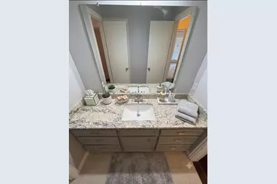 11530 Willwood Drive, Houston, TX 77072 - Photo 10
