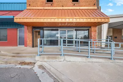 922 E Commerce Street, Buffalo, TX 75831 - Photo 4