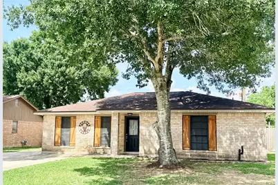 1310 Valley Drive, Angleton, TX 77515 - Photo 12