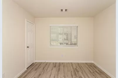 5430 Latta Plantation Drive, Katy, TX 77449 - Photo 6