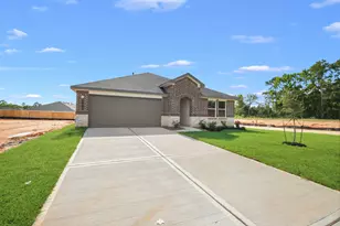 8902 Phoebe Bnd Dr, Montgomery, TX 77316 - Photo 2