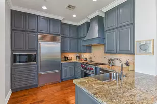 801 E Beach Dr, Galveston, TX 77550 - Photo 24