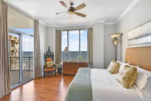 801 E Beach Dr, Galveston, TX 77550 - Photo 28