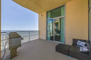 801 E Beach Dr, Galveston, TX 77550 - Photo 16