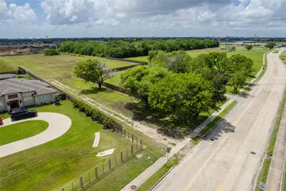 0 Louisiana, League City, TX 77573 - Photo 8