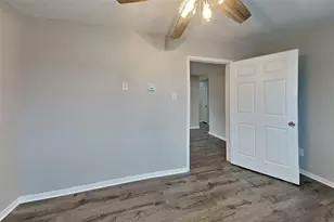 22022 Willow Downs Dr, Tomball, TX 77375 - Photo 16