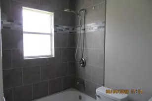 8716 Club House Dr, Willis, TX 77378 - Photo 6
