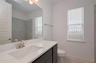 2825 Golden Isle Dr, Texas City, TX 77568 - Photo 24