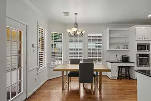 83 E Green Gables Cir, The Woodlands, TX 77382 - Photo 18