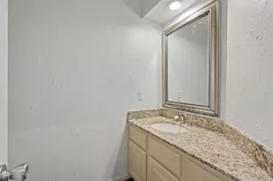 83 E Green Gables Cir, The Woodlands, TX 77382 - Photo 22