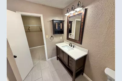 14 Sarita Rd, Angleton, TX 77515 - Photo 16