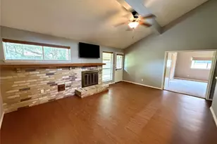 14 Sarita Rd, Angleton, TX 77515 - Photo 10