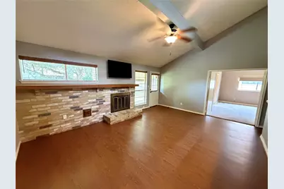 14 Sarita Rd, Angleton, TX 77515 - Photo 10