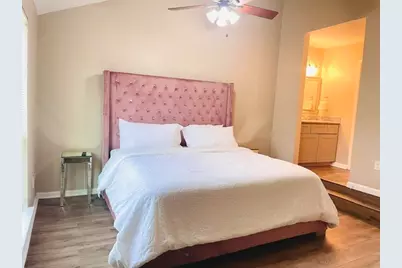 8732 Village Of Fondren Drive #8732, Houston, TX 77071 - Photo 2