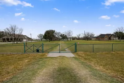 3033 Holy Road, Crosby, TX 77532 - Photo 2
