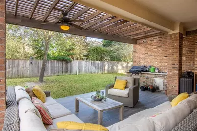 18 Petal Park Place, The Woodlands, TX 77382 - Photo 34