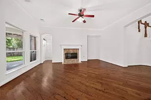 18 Petal Park Pl, The Woodlands, TX 77382 - Photo 6