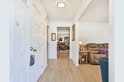 5106 Harbor Light Drive, Dickinson, TX 77539 - Photo 2