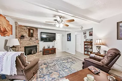 5106 Harbor Light Drive, Dickinson, TX 77539 - Photo 8