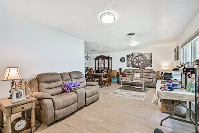 5106 Harbor Light Drive, Dickinson, TX 77539 - Photo 4