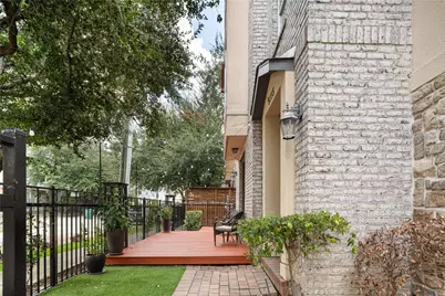 5733 Kansas Street, Houston, TX 77007 - Photo 1