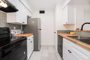 3300 Pebblebrook Dr, Seabrook, TX 77586 - Photo 8