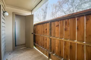 3300 Pebblebrook Dr, Seabrook, TX 77586 - Photo 18