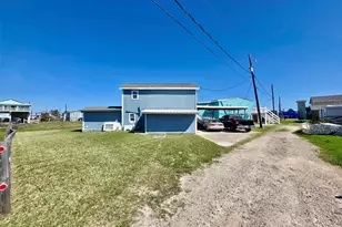 325 Texas St, Freeport, TX 77541 - Photo 4