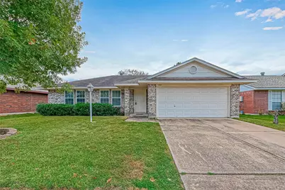 9466 Coast Bridge Street, Houston, TX 77075 - Photo 1