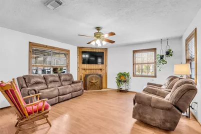 201 Magnolia Road, Cleveland, TX 77328 - Photo 4