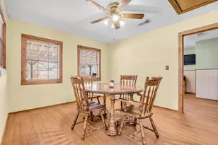 201 Magnolia Rd, Cleveland, TX 77328 - Photo 8