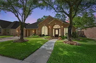 16322 Haden Crest Ct, Cypress, TX 77429 - Photo 2