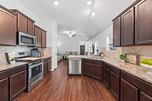 10127 Lilac Croft Ln, Richmond, TX 77406 - Photo 12