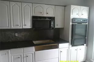 12411 W Village Dr, Houston, TX 77039 - Photo 10