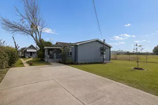 2716 Southmore Ave, Pasadena, TX 77502 - Photo 1