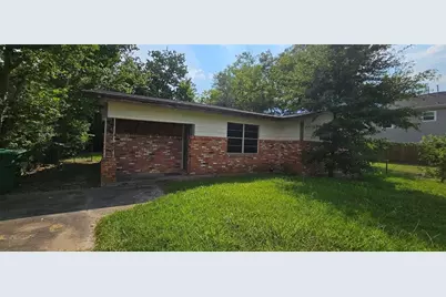 3610 Dennis Street, Houston, TX 77004 - Photo 1